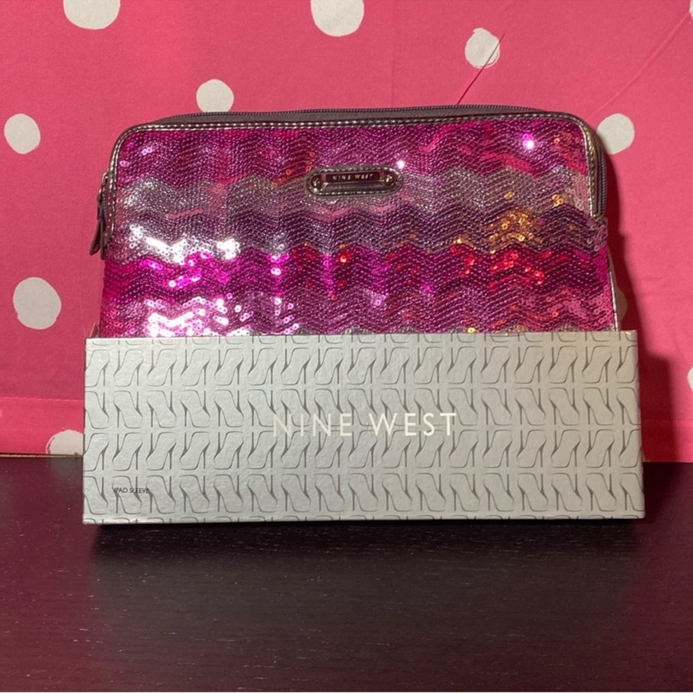 Nine West NWT Sequin Tablet Bag